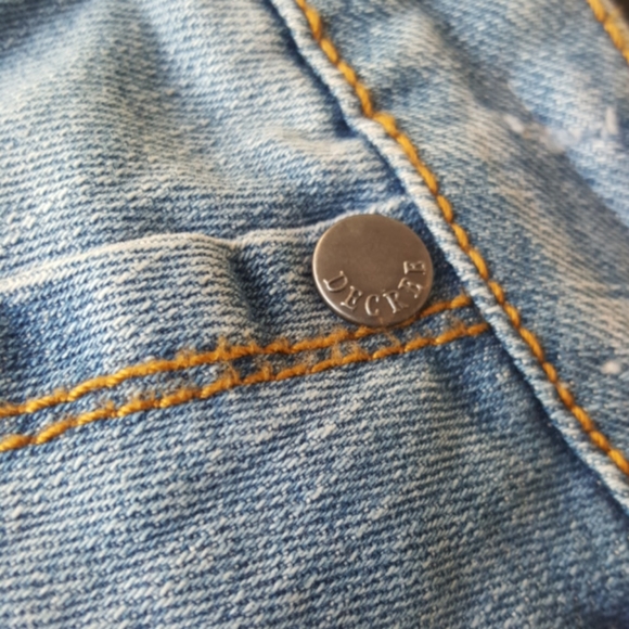 DECREE ♡ Sweet 'n Sexy Distressed Gold Thread Zip Pockets Blue Jean Mini Skirt 3 - Picture 6 of 15